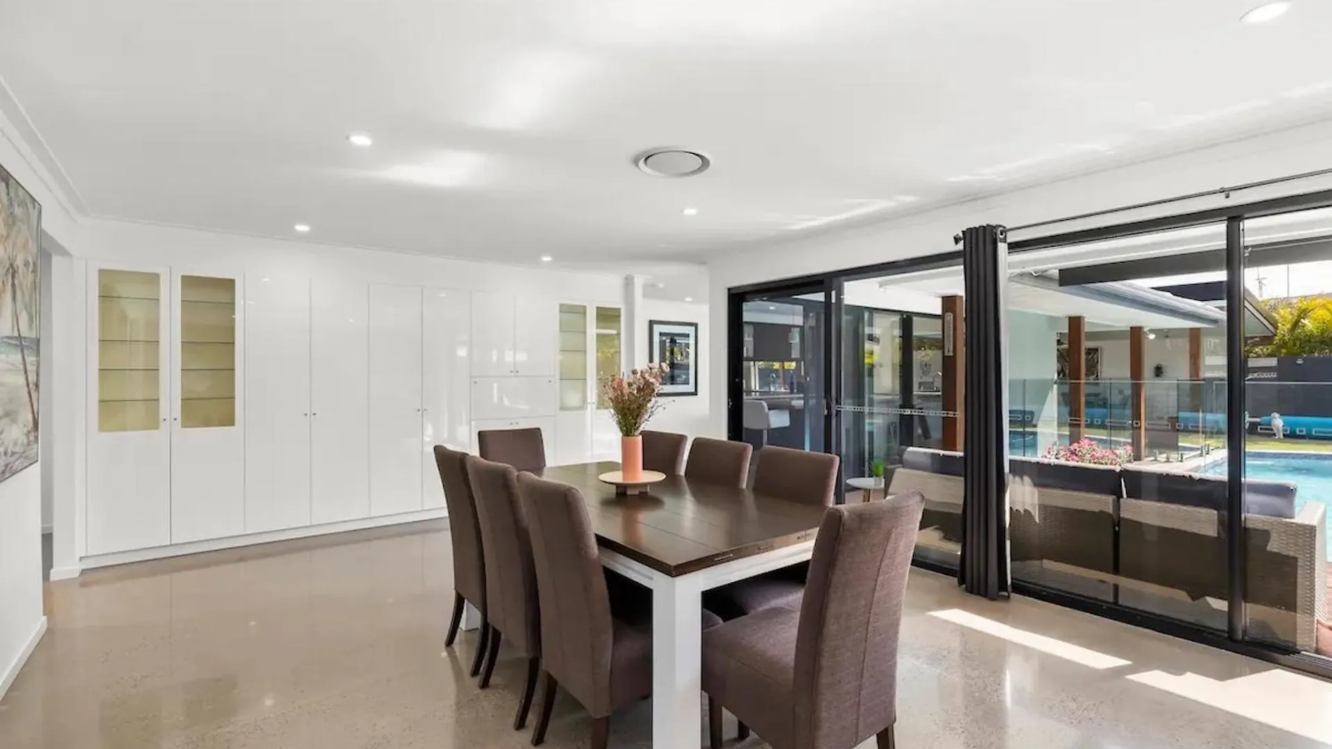 Holiday Home With Pool And Mini Golf! Gold Coast Australien