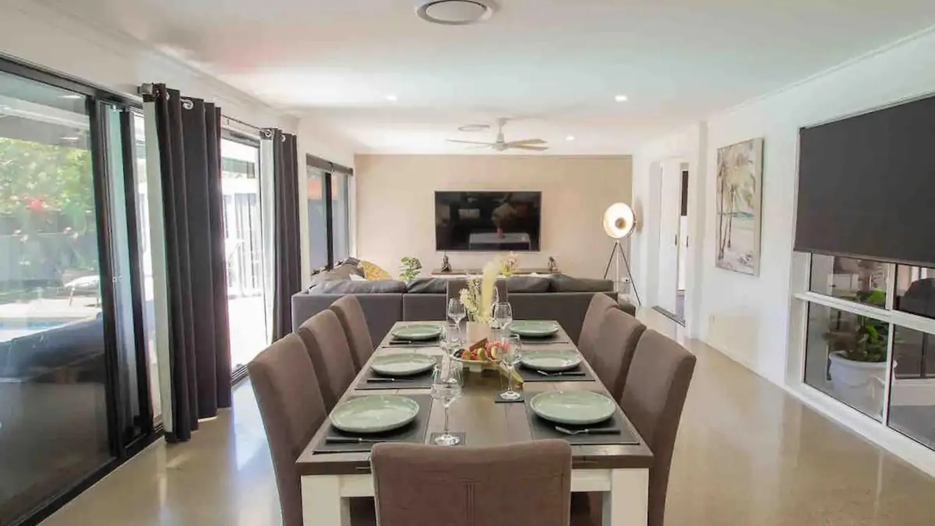 Holiday Home With Pool And Mini Golf! Gold Coast 0*,