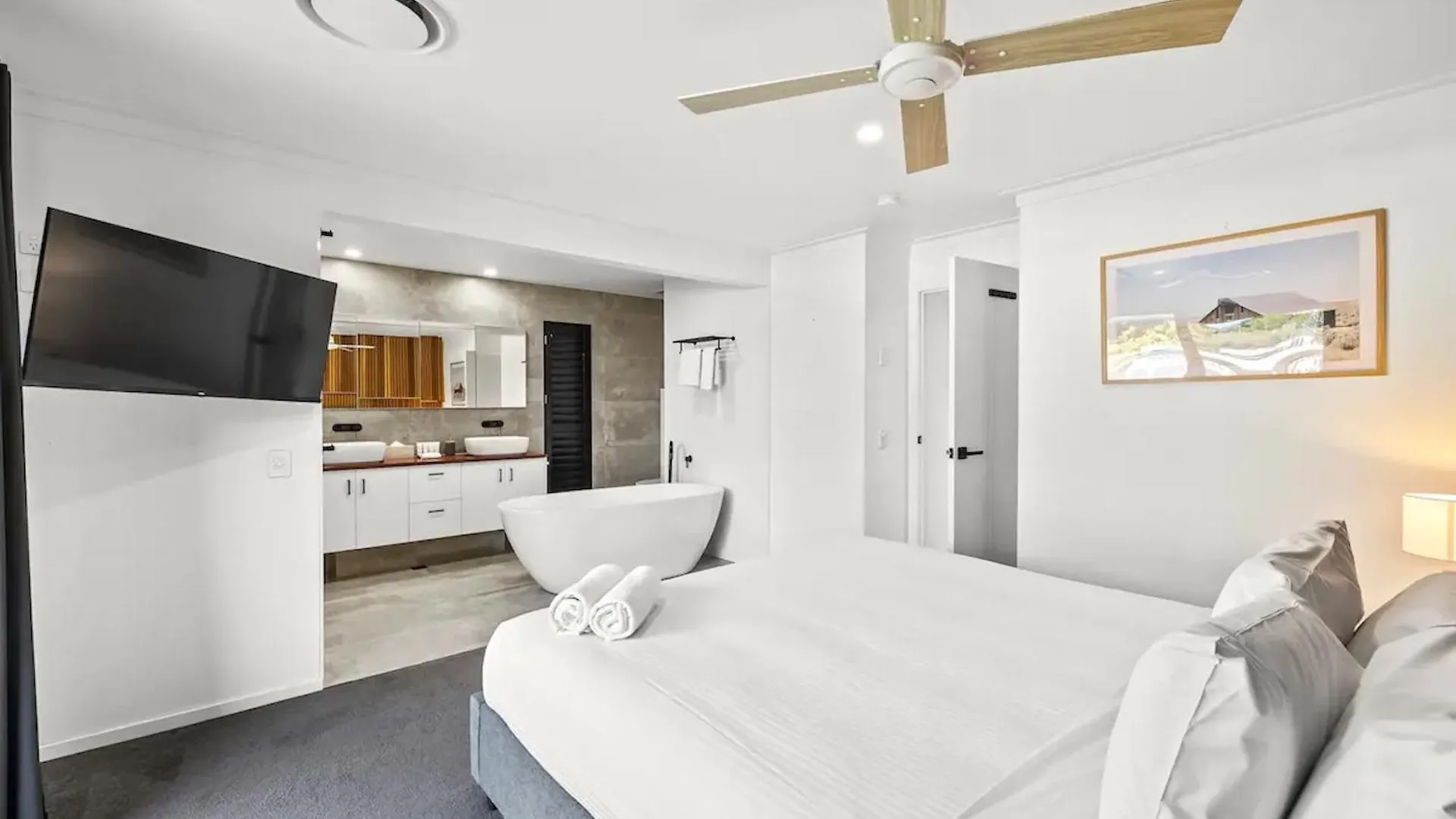 Holiday Home With Pool And Mini Golf! Gold Coast Australien